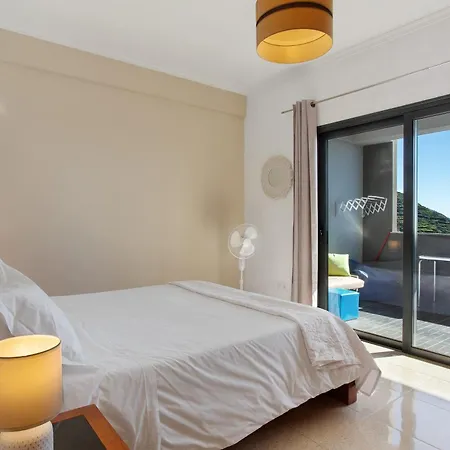 Morning Glory 2 Bedroom 아파트 칼례타