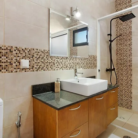 Morning Glory 2 Bedroom 아파트 *