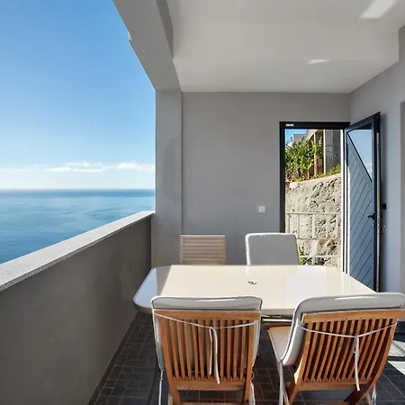 Morning Glory 2 Bedroom * Calheta (Madeira)