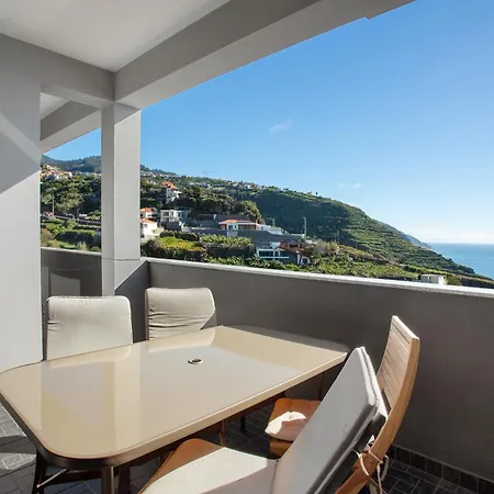 Morning Glory 2 Bedroom Apartment *